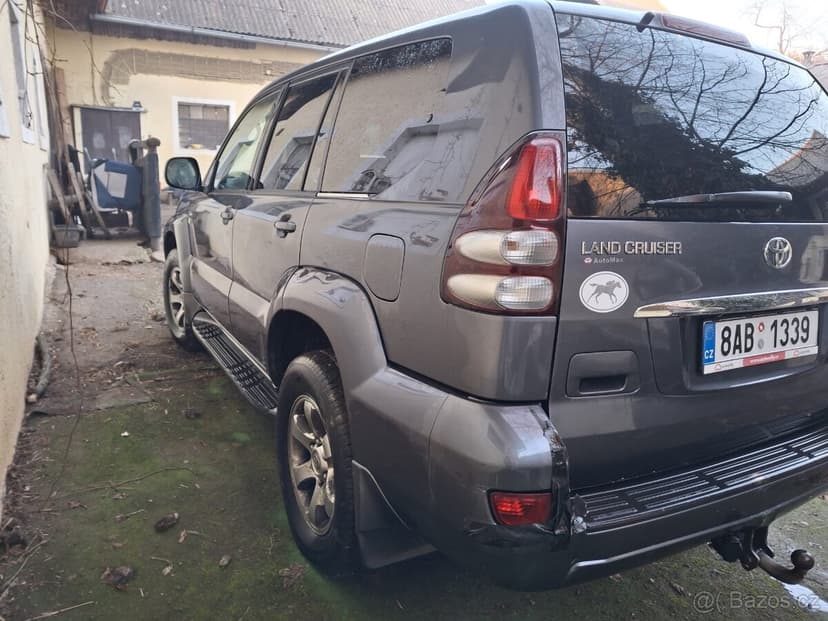 Toyota Land Cruiser 120