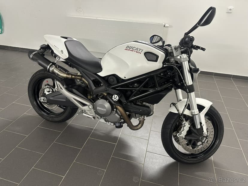 DUCATI MONSTER 696 ABS, 2014, ČR, servis