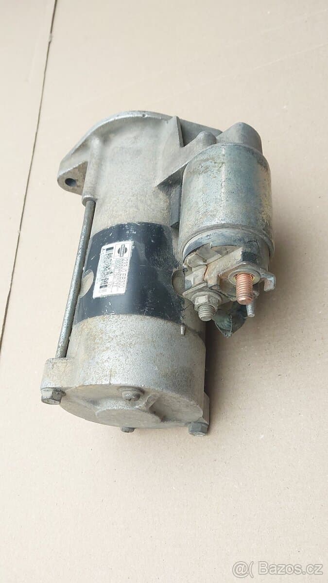 Nissan Navara a Pathfinder  : Startér 2,5Dci