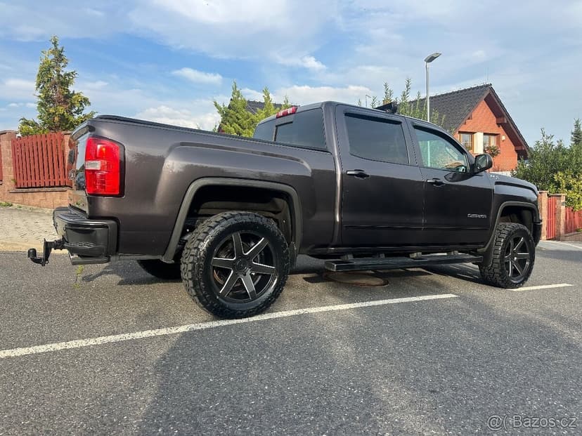 ///// Chevrolet Gmc Sierra 5.3 V8 automat 4x4 4x2 2015 /////