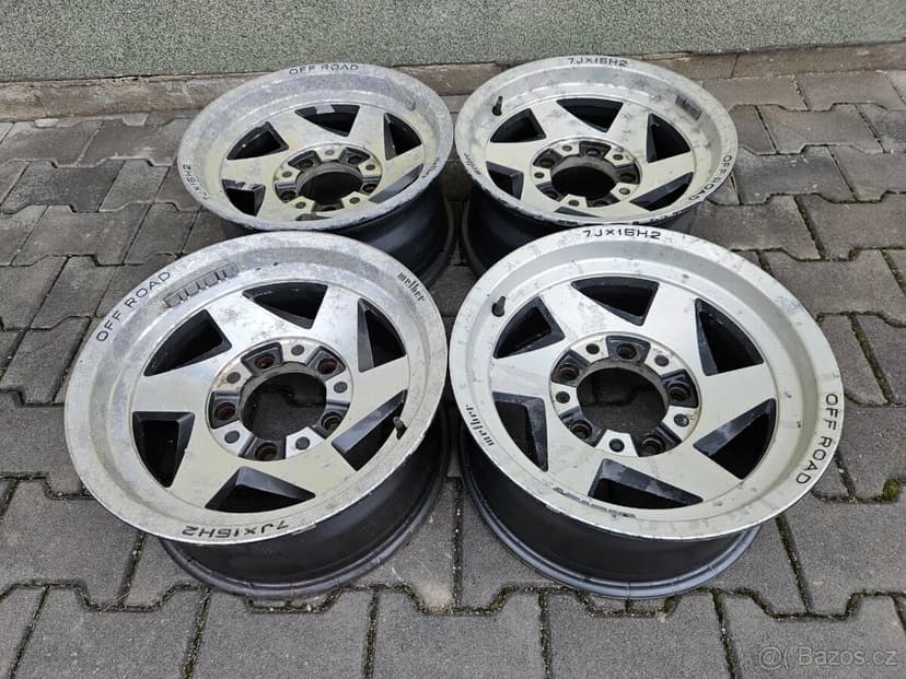 5x139,7 15 7J ET -10 Melber Offroad alu kola