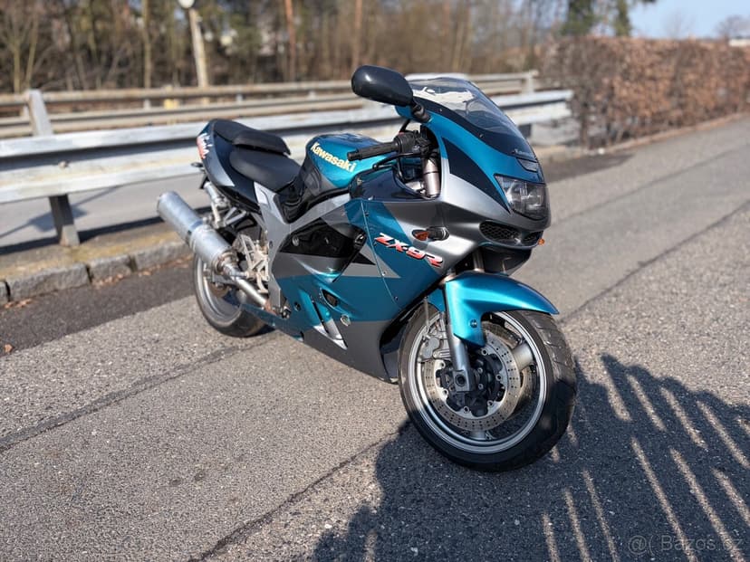 Kawasaki zx9r