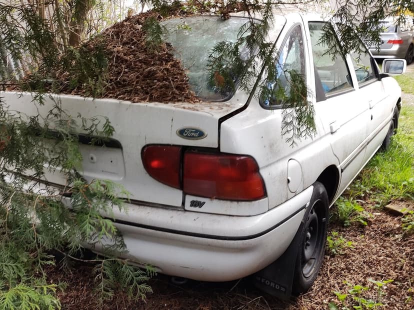 FORD ESCORT 1.6i 16V, 1994, najeto 127t.km, PRODEJ PO DÍLECH