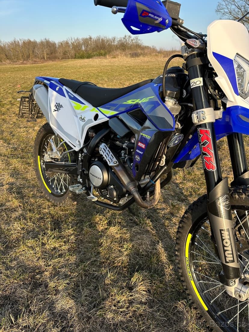 Sherco se 125 4t 2024 - 2400 km, TOP stav