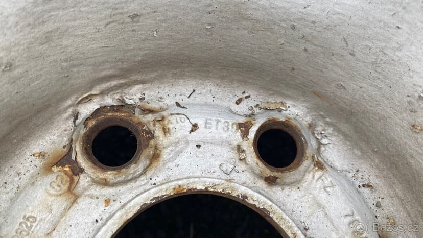 Nissan Navara D40 - ❄️ zimni pneu vcetne disku