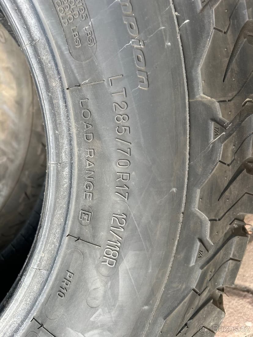 BF Goodrich AT 285/70 r17 sada 4ks celoroční/zimní