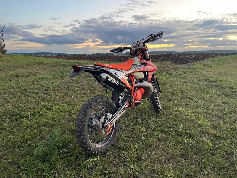 KTM EXC 300 sixdays