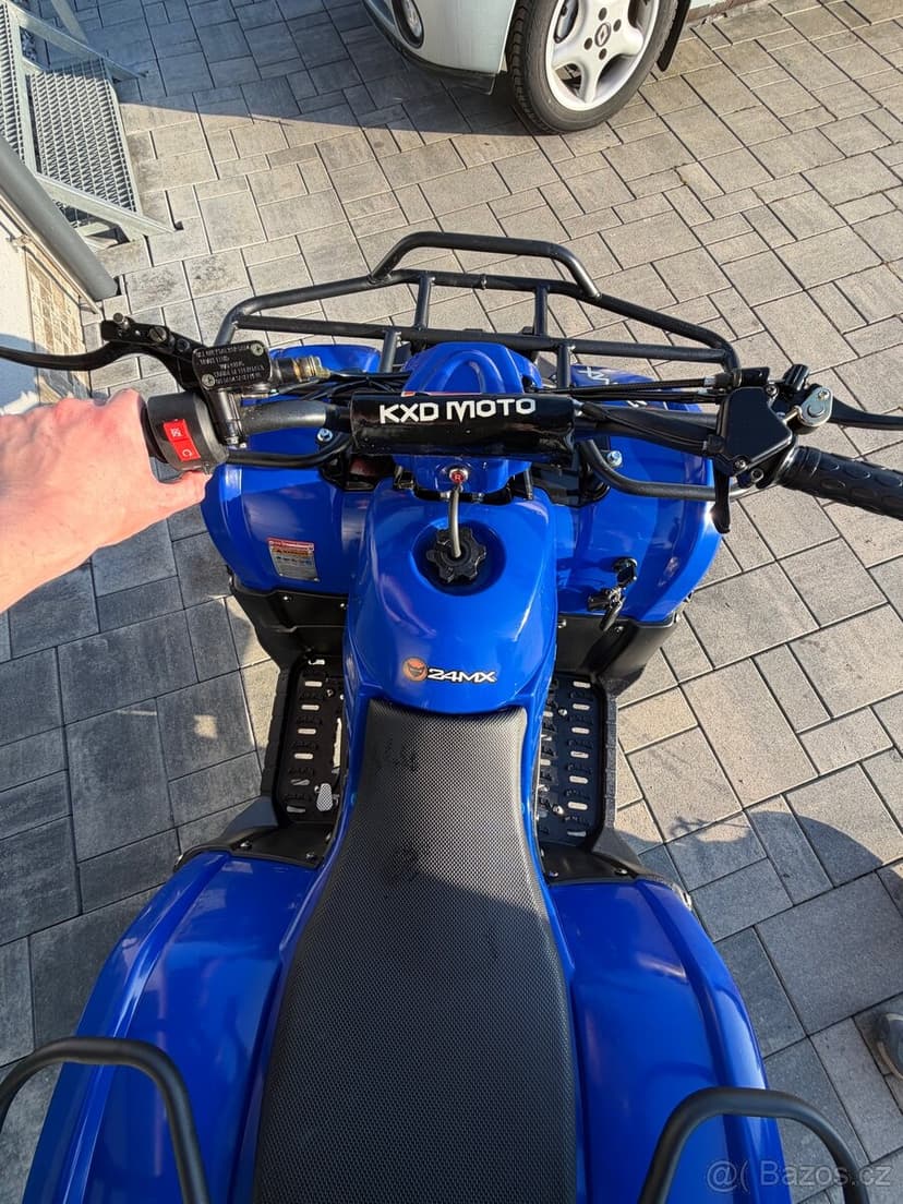 Dětská čtyřkolka atv 125