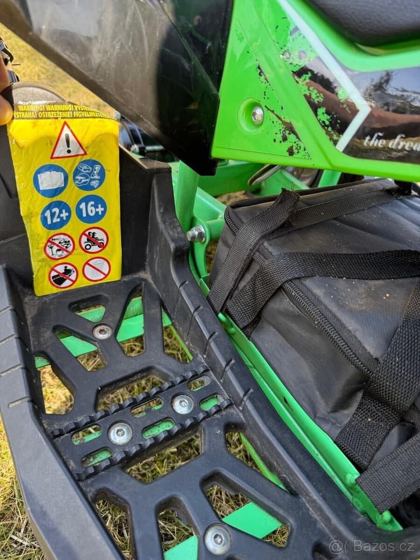 Akumulátorová čtyřkolka HECHT