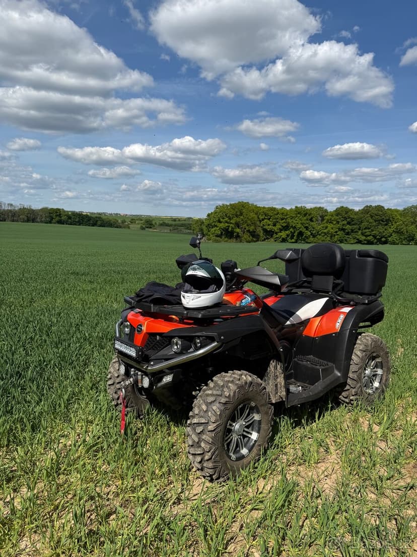 Čtyřkolka Gladiator x550 LONG Journeyman, rv 2016