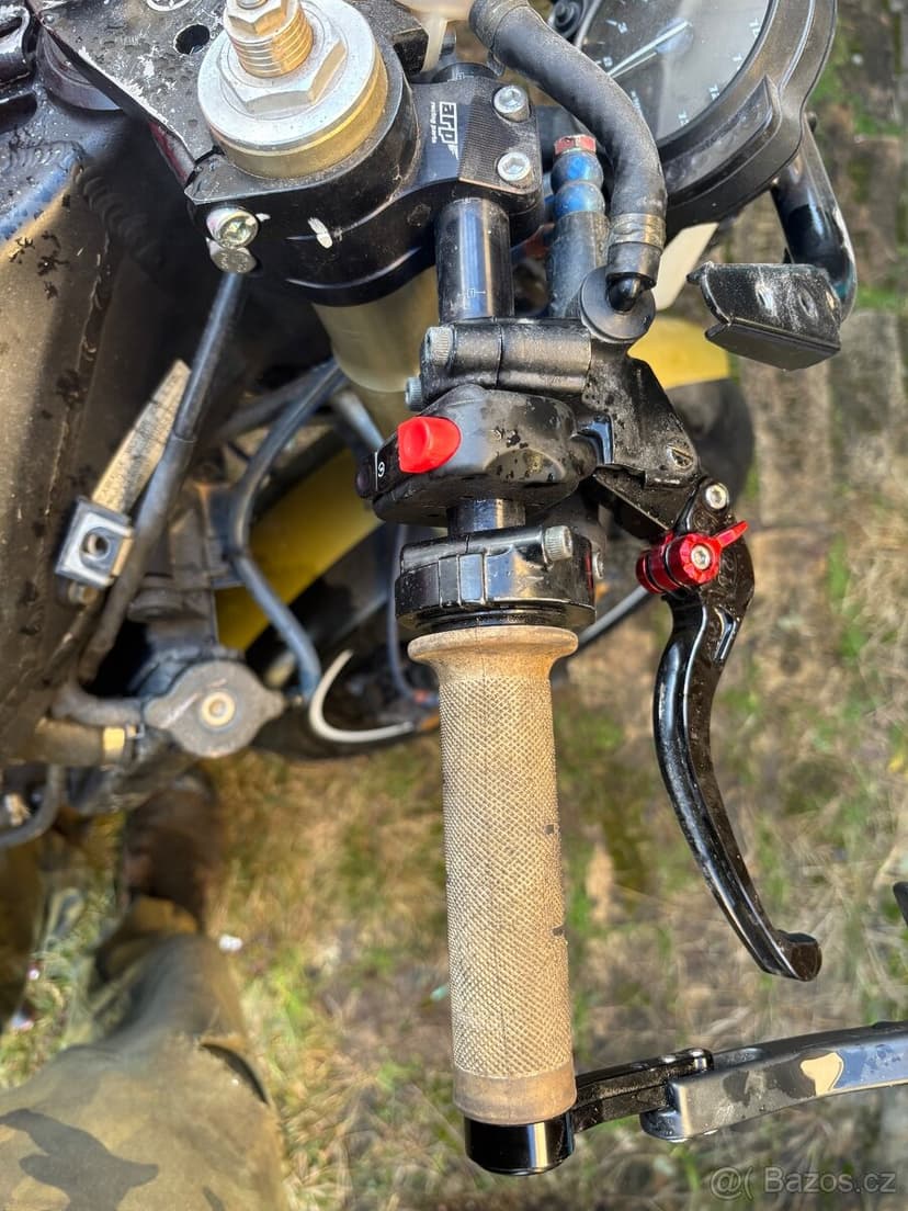 Prepakovani a riditka ARP na Yamaha R1 02-03 Rn09