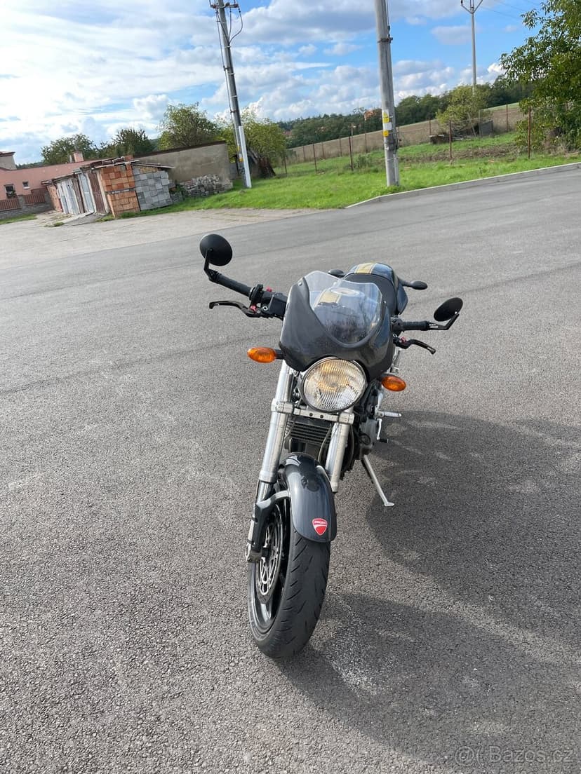 DUCATI MONSTER 800S2R