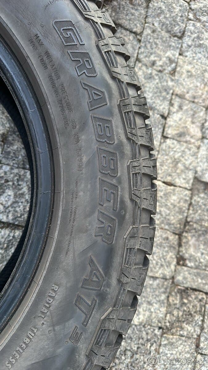 235/65 R17 OFFROAD