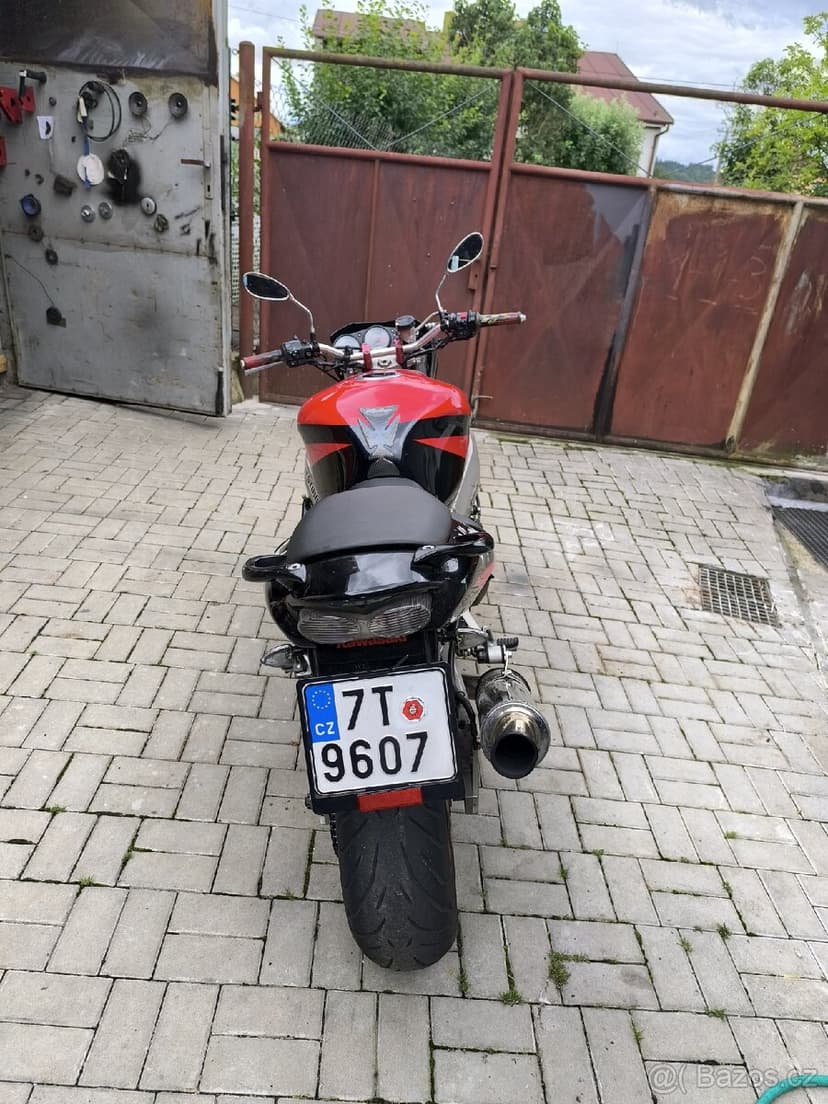 Kawasaki ZX 900E Ninja + náhradní díly