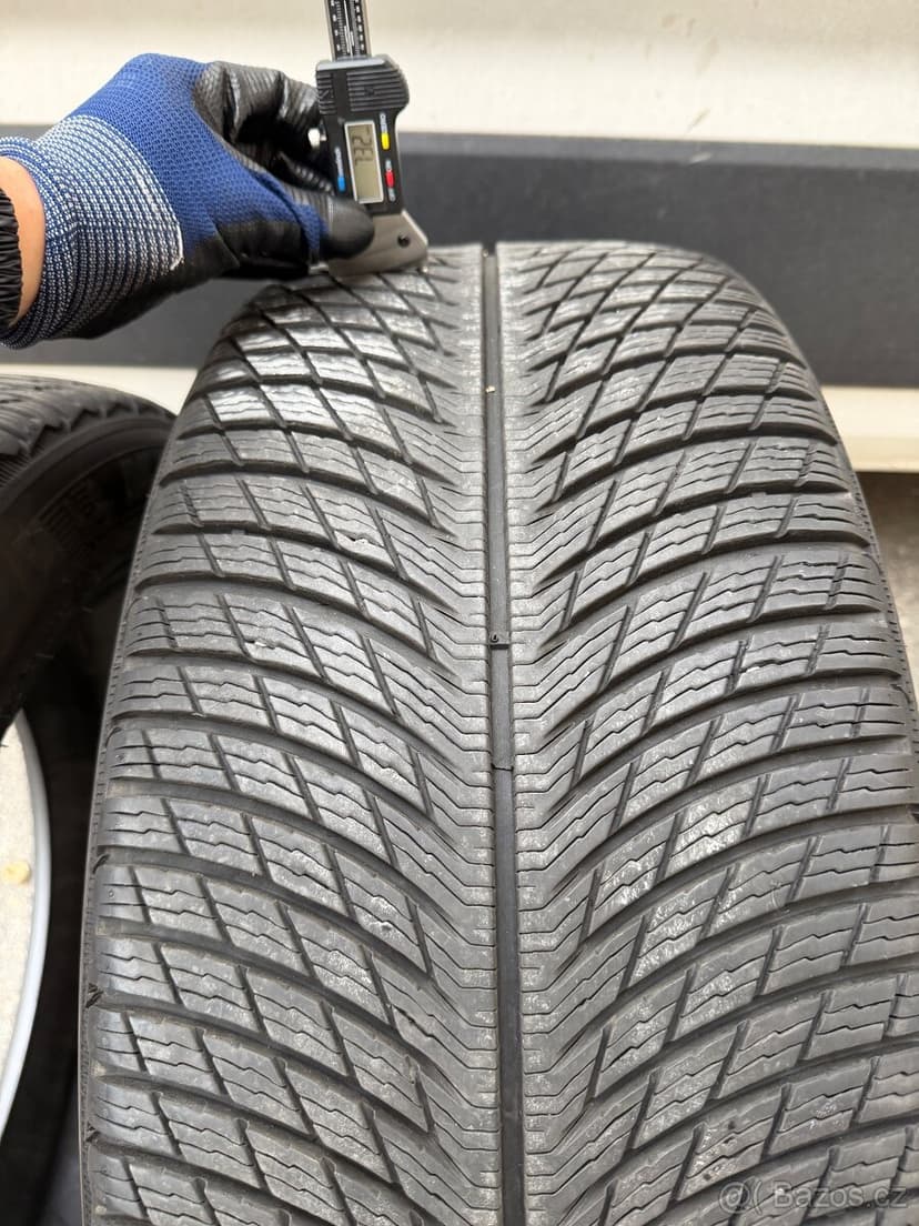 265/45 R21 zimní Michelin 2kusy 2022 vzorek 7,3mm