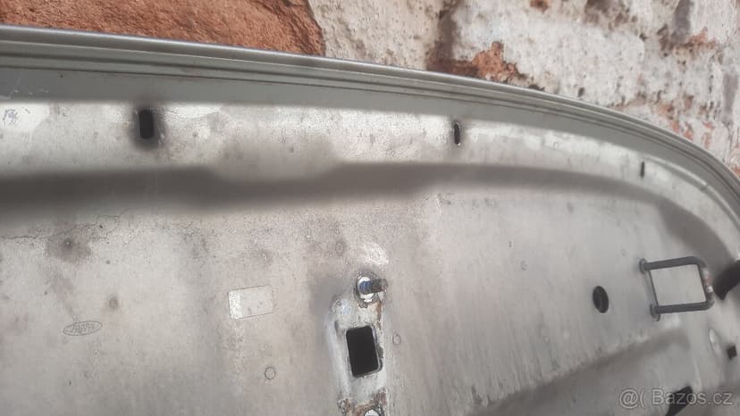 Land Rover Evoque přední kapota r.v  2011