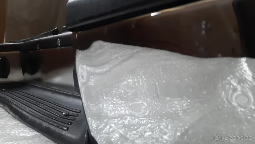 NISSAN NAVARA D22  –  NÁRAZNÍK  CHROM