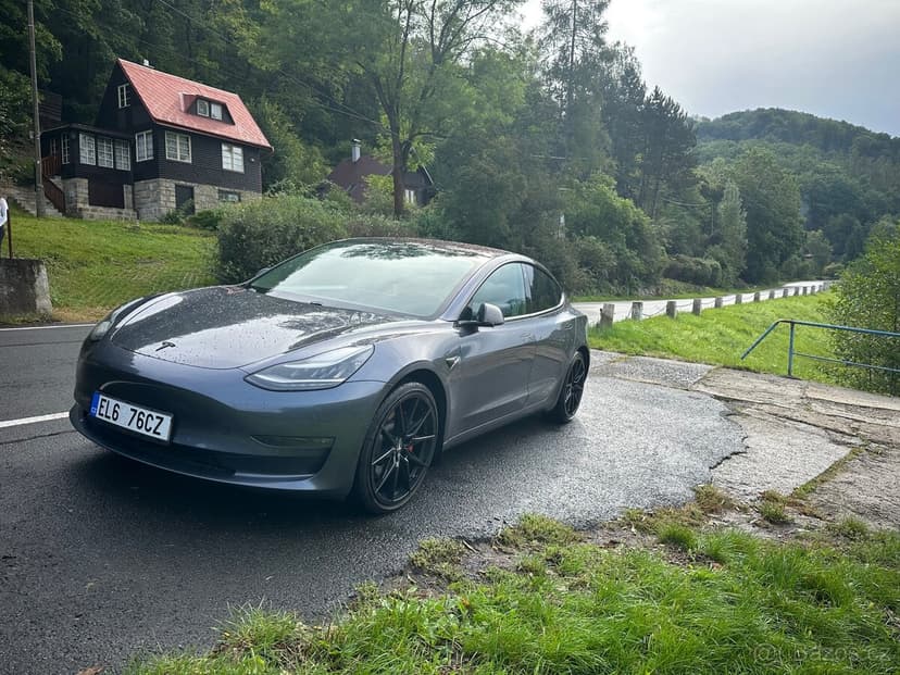 Tesla model 3 Performance 377kw