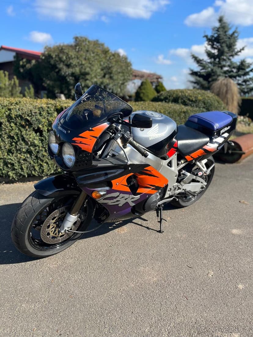 Honda CBR 900rr