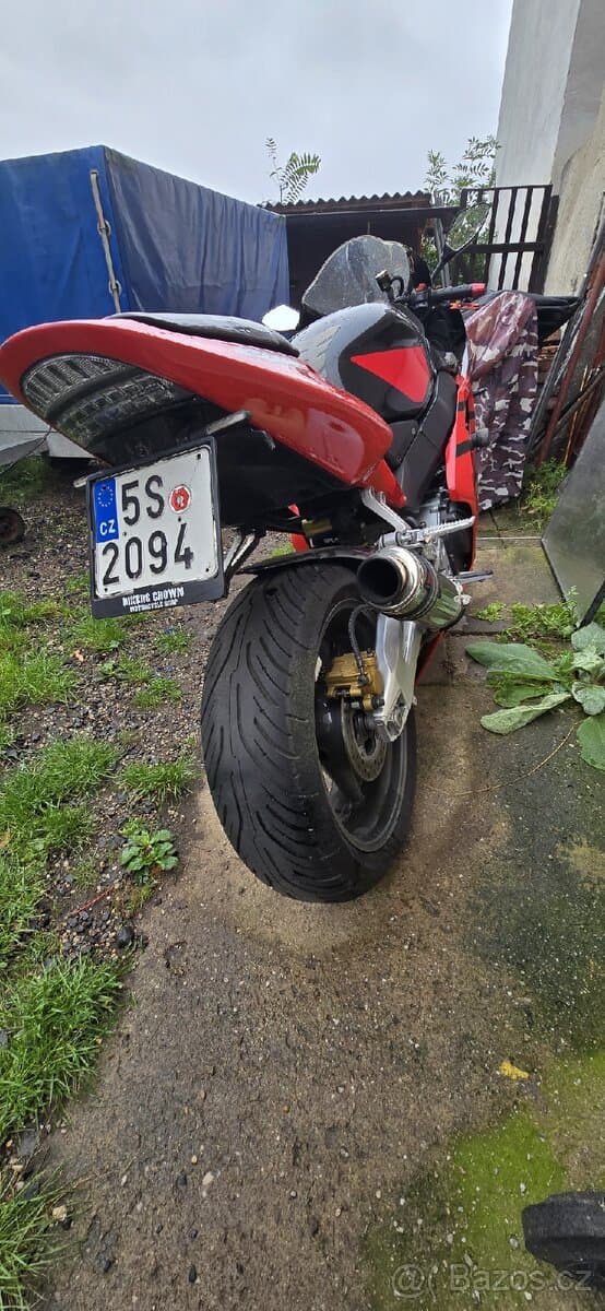 Honda CBR 954