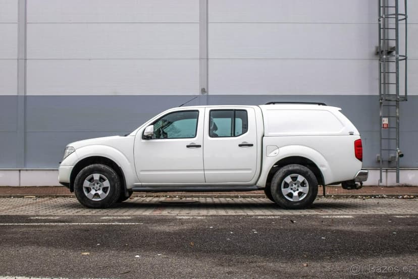 Nissan Navara DoubleCab 2.5D XE