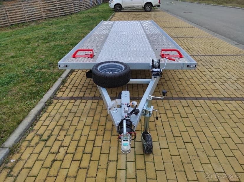 Autopřepravník ALU plocha 550x210 cm, 3500/680 kg, 3x1350kg