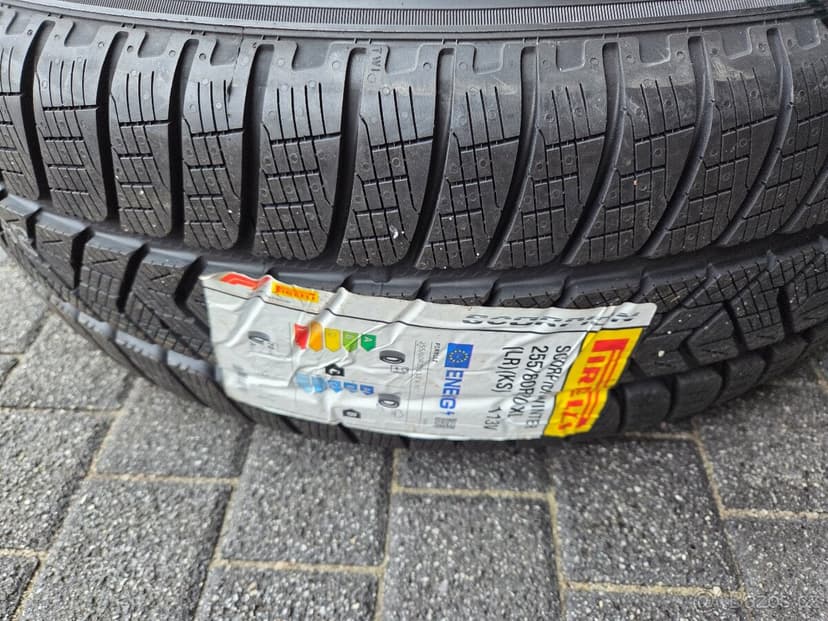 Originální nová zimní alu kola R20 Land Rover Defender