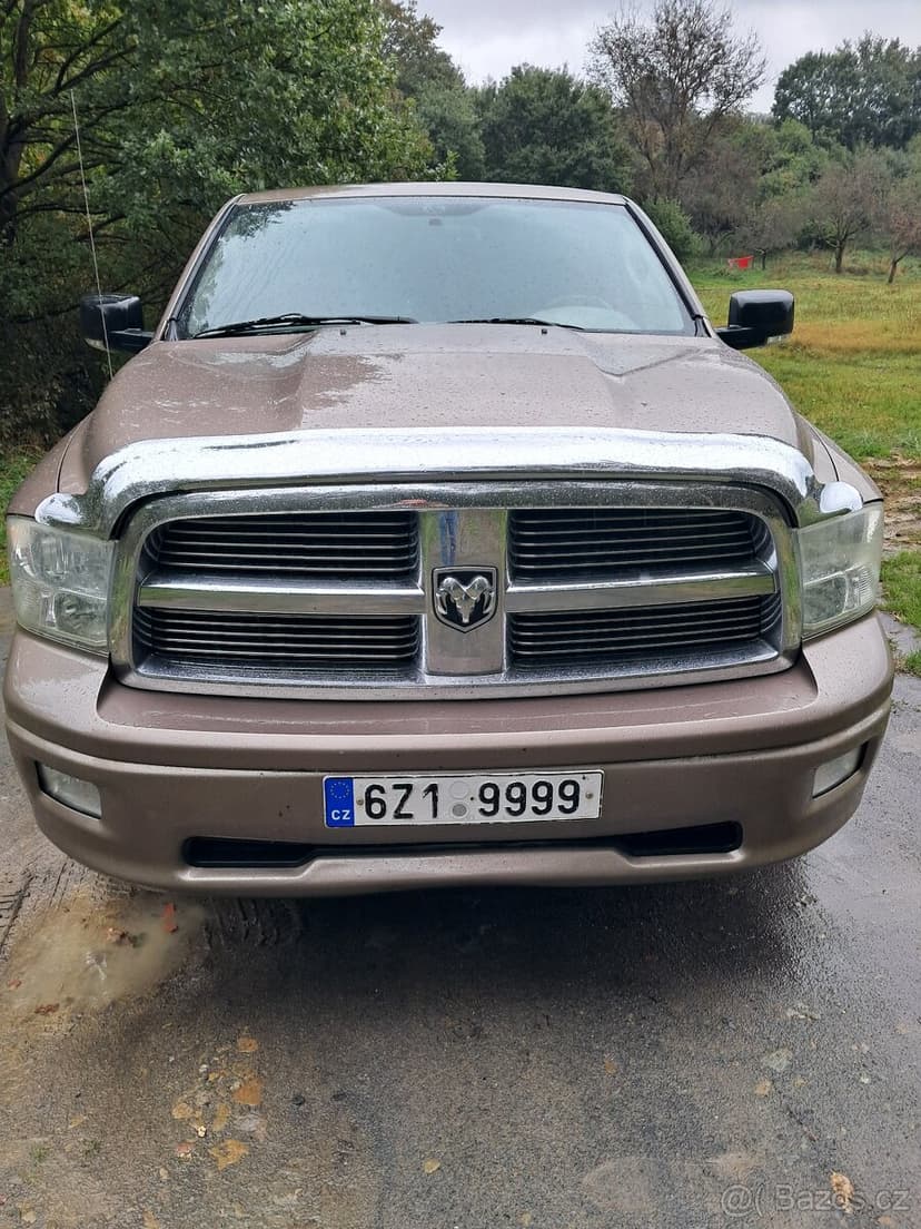 Prodám Dodge RAM 1500 HEMI 5,7 4x4 DPH