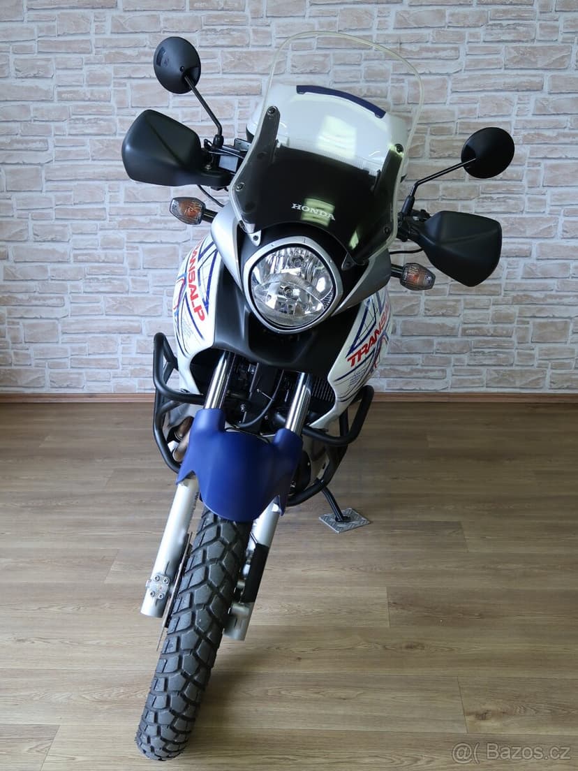 Honda XL700VA Transalp ABS původ ČR, 1.majitel, 1700km