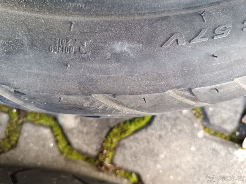 Prodám enduro pneumatiky Pirelli na motorku, jednotlivě