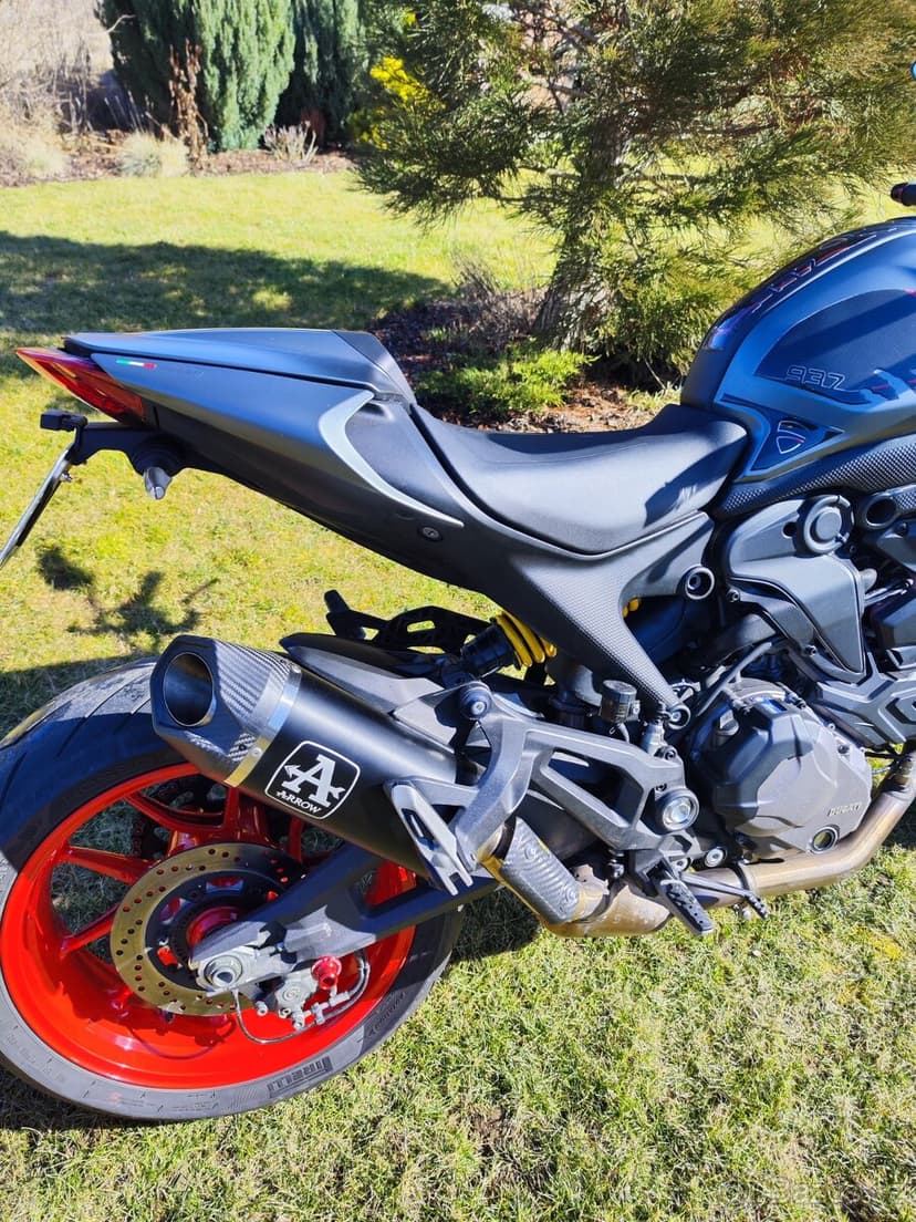 Ducati monster 937+ rv.2022  8000km.