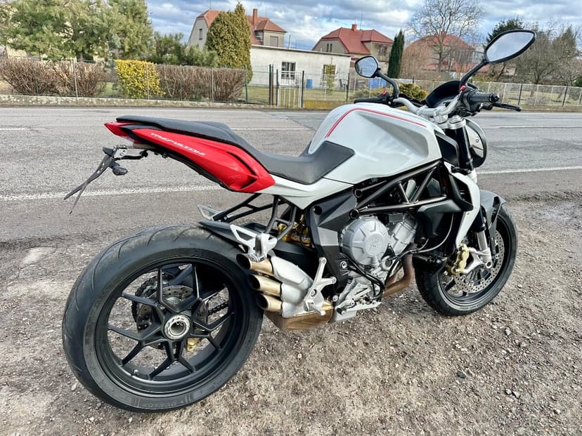 Mv agusta Brutale 800