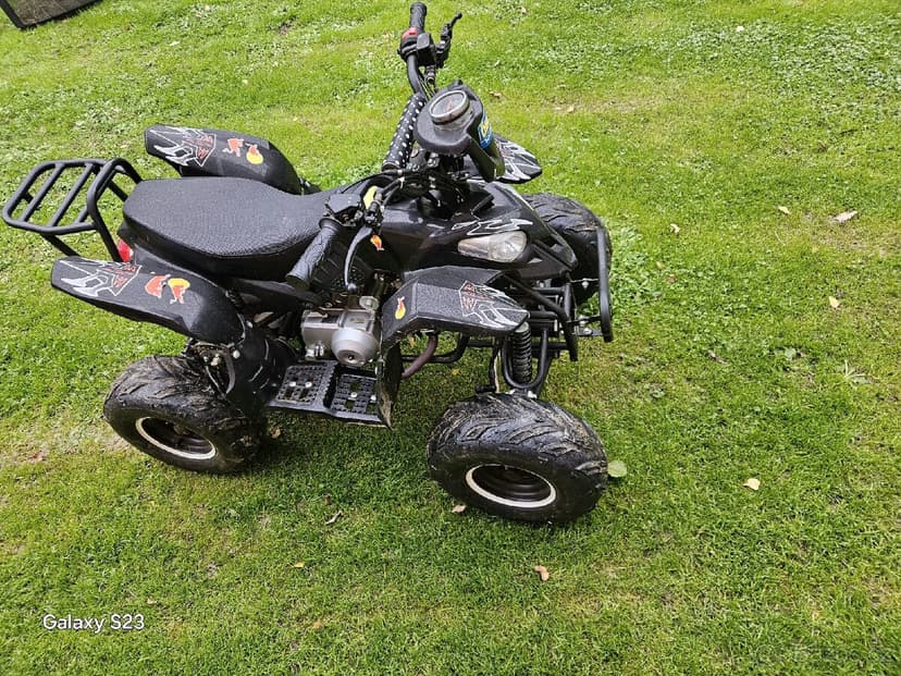 Dětská čtyřkolka