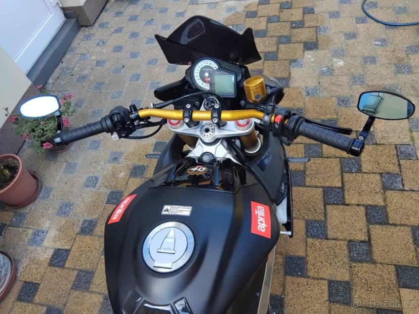 APRILIA TUONO V4R 1000 APRC