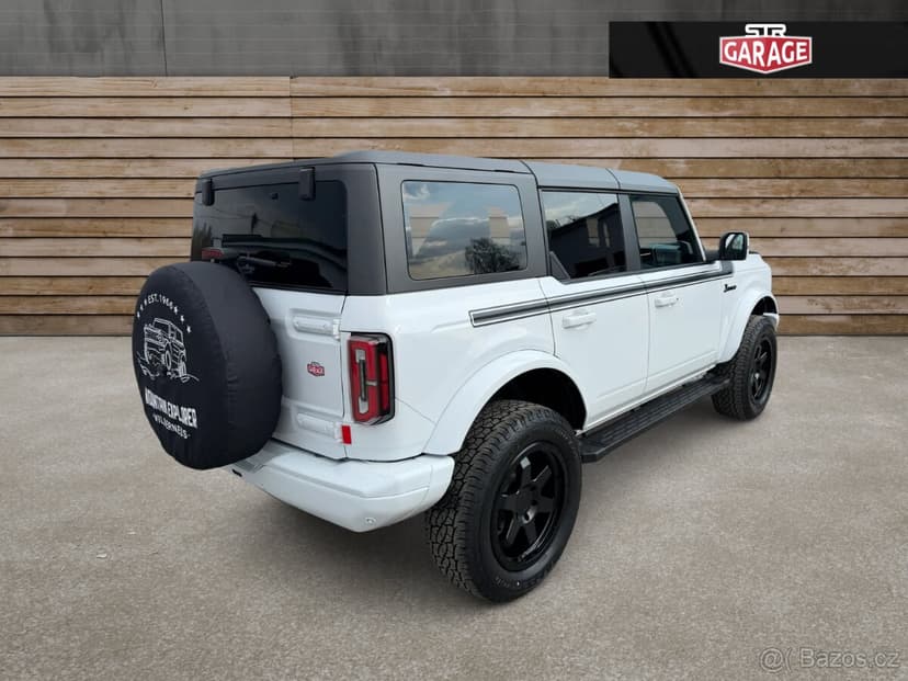 BRONCO WHITE BY STR GARAGE