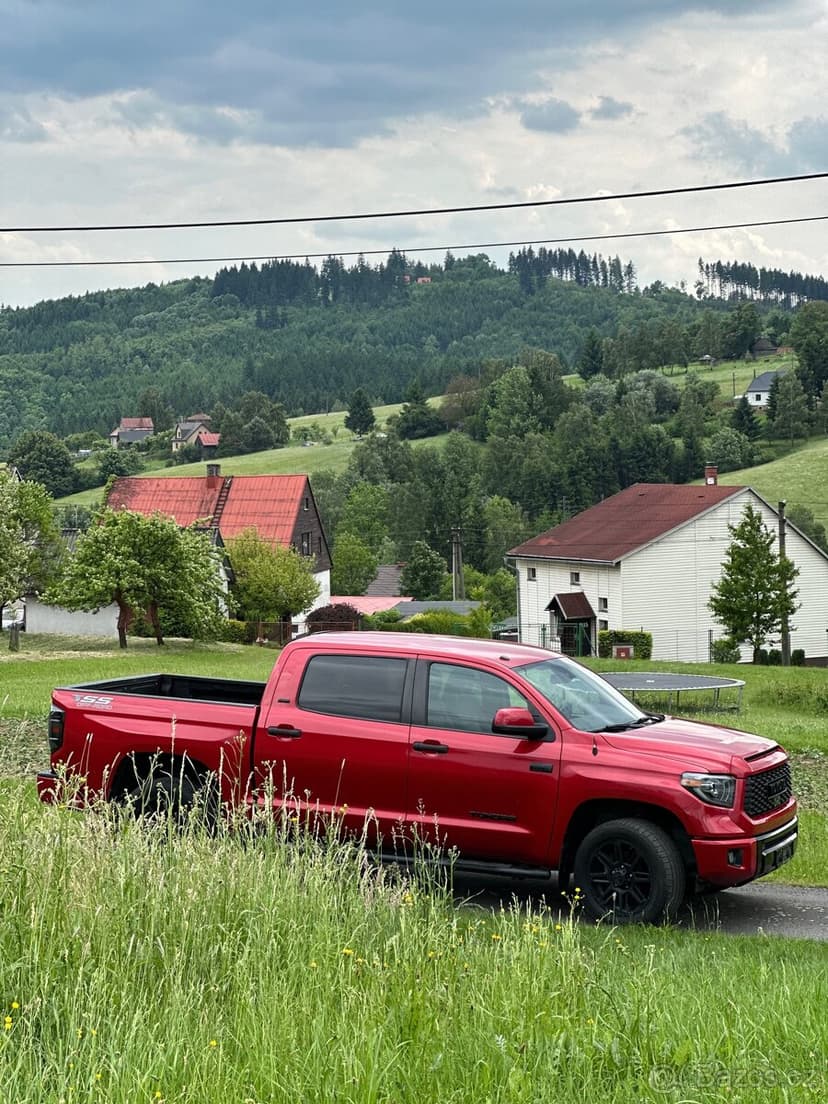 Toyota Tundra 5.7 V8 LPG