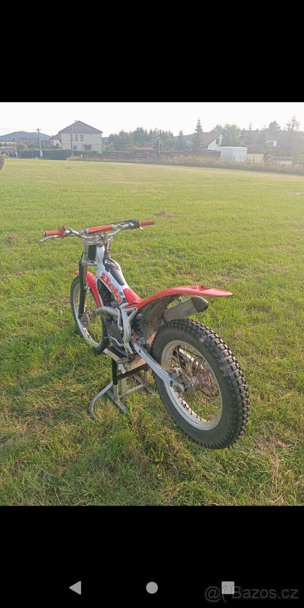 Trial moto Beta 125