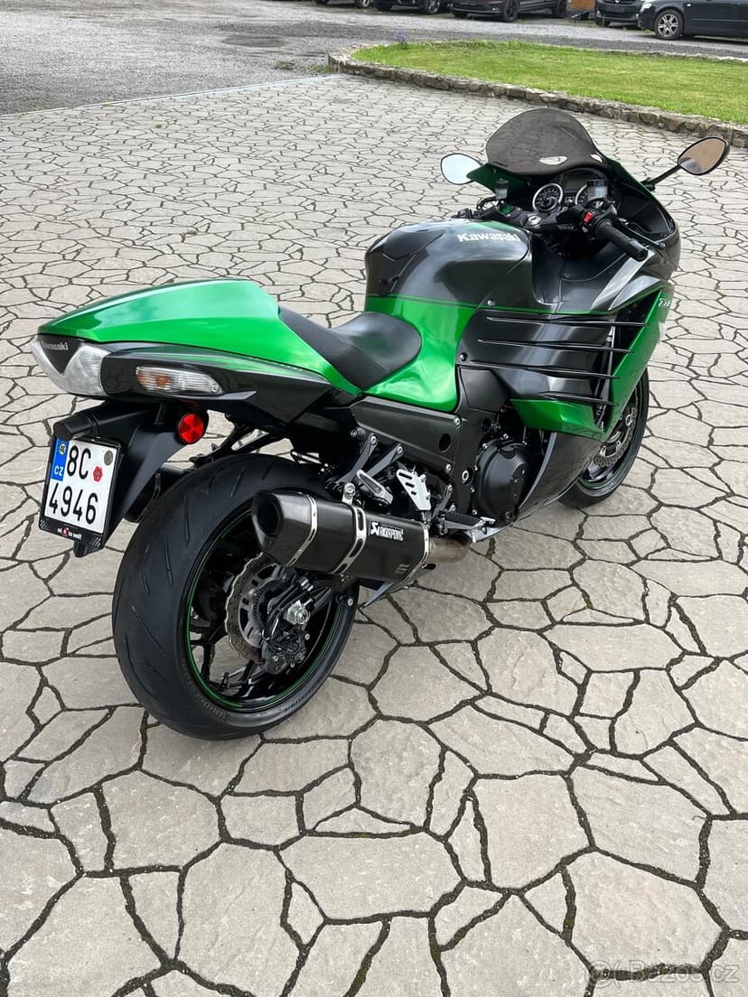 Kawasaki ZZR 1400 r.v.2018 najeto 14719km