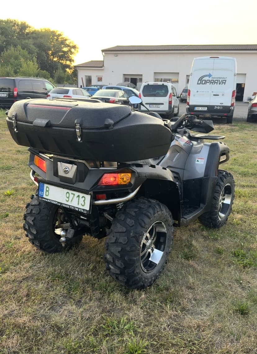 Čtyřkolka CF-Moto Terralander 800