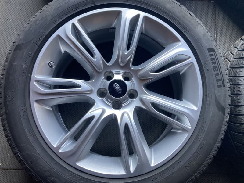 Alu kola RANGE ROVER VELAR zimní PIRELLI 255/50R20