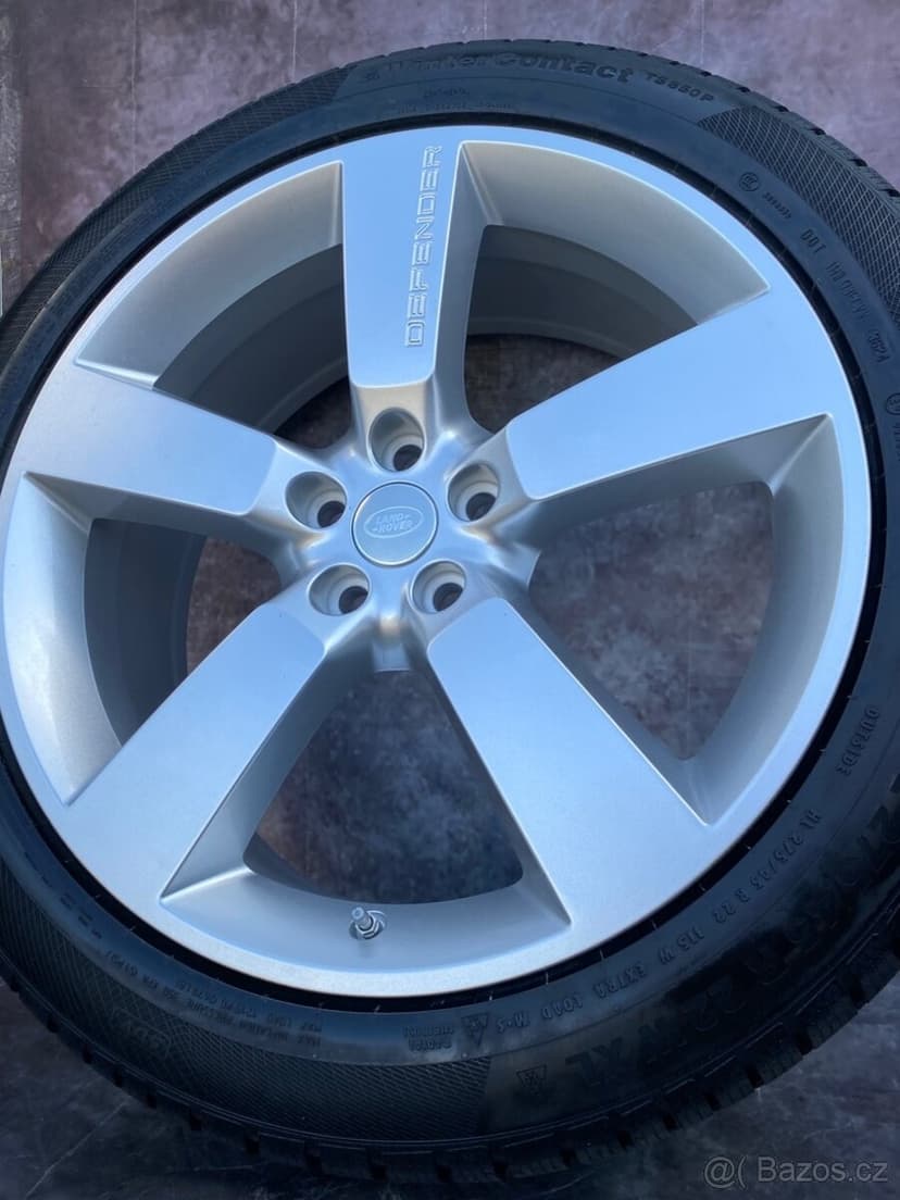 Nová zimní sada Alu Land Rover Defender 275/45R22