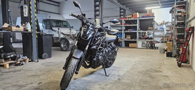YAMAHA MT-07 Pure Black - odpočet DPH