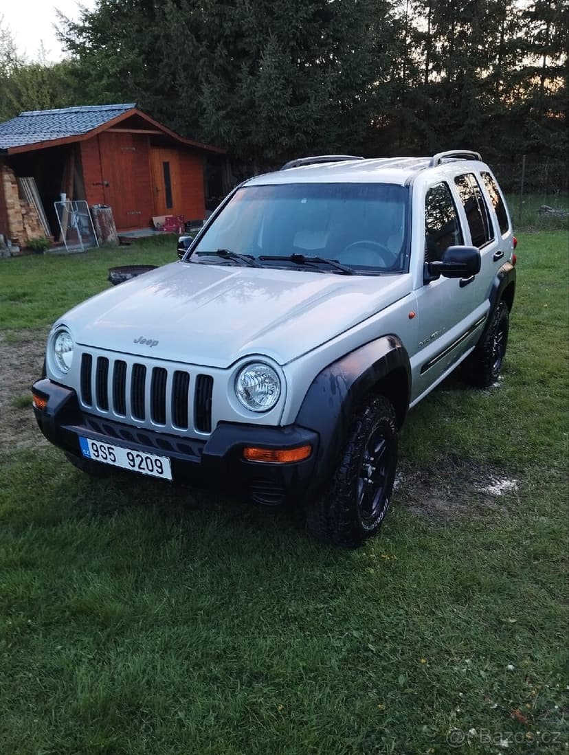 Prodám jeep Cherokee kj