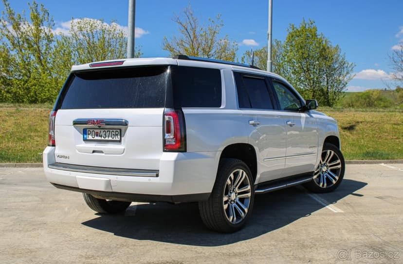 GMC Yukon Denali 6.2 V8