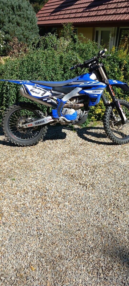 YAMAHA YZ 450F