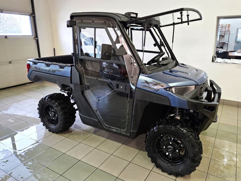 POLARIS RANGER 1000 XP s kabinou DFK UTV čtyřkolka