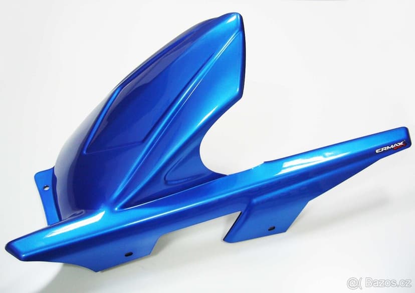 Červený zadní blatník s krytem řetězu, Suzuki GSX-S750 17-18