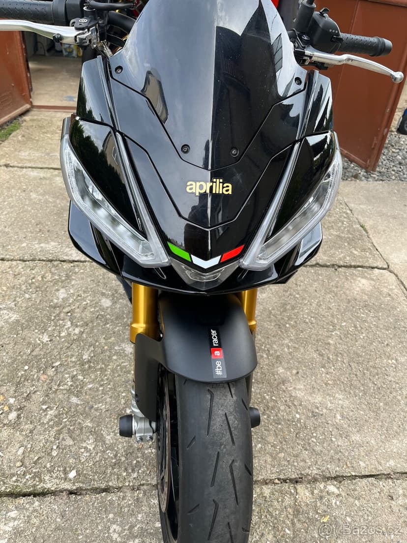 Aprilia Tuono V4  1100 Factory