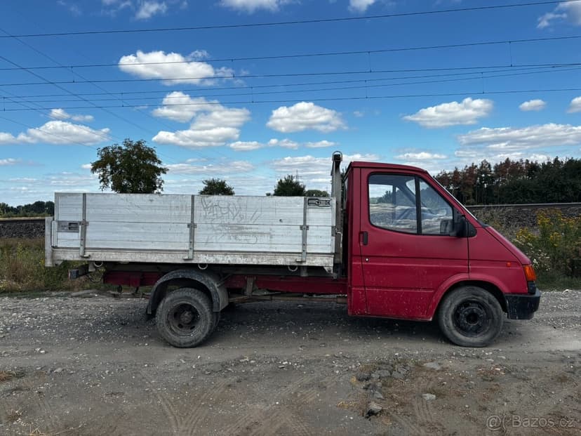 Ford Transit 2.0i 72kW – třístranný sklápěč, sklopka