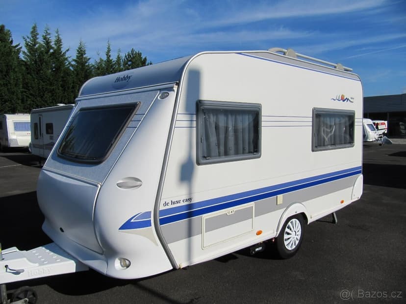 Prodám karavan Hobby 400 SF,r.v. 2006 + mover + předstan.